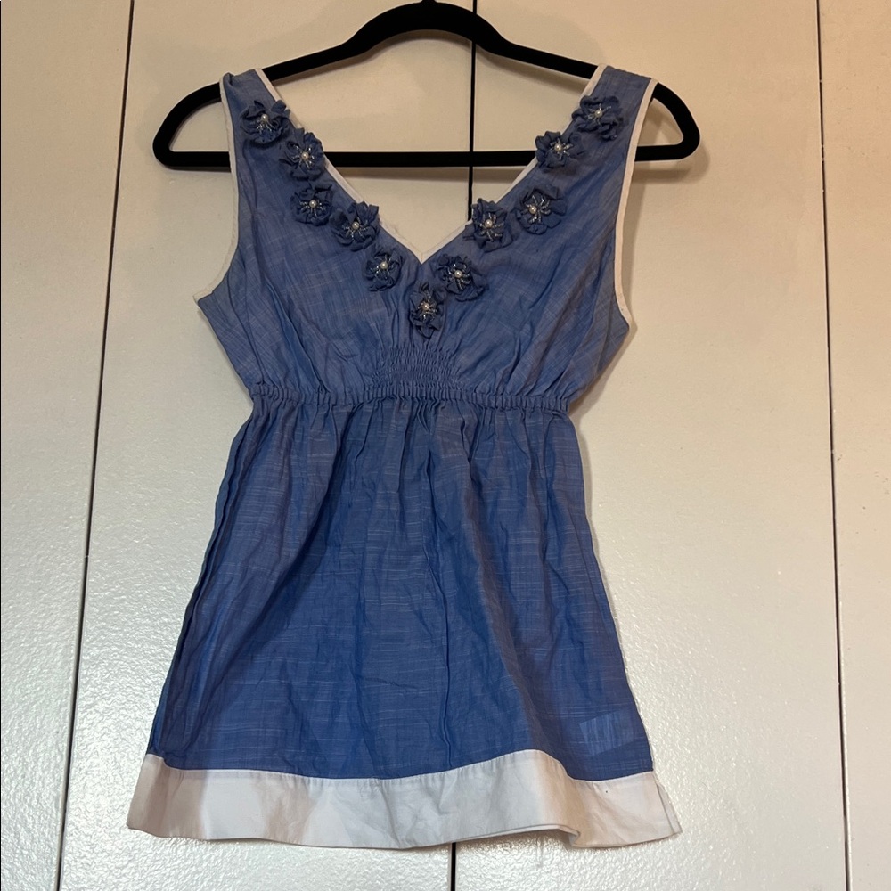Lilly Pulitzer Blue Sleeveless V-Neck Embellished Blouse with White Trim